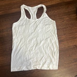 lululemon swiftly tech